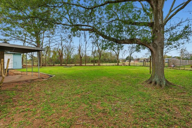 2000 Hamilton Street, Rosenberg, TX 77471