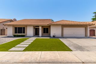 10951 W IVORY Lane, Avondale, AZ 85392