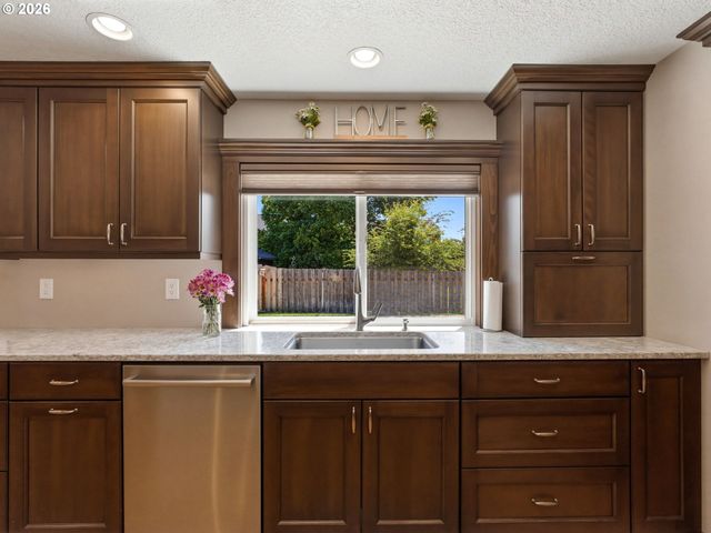 14617 Ne 4TH Ave, Vancouver, WA 98685