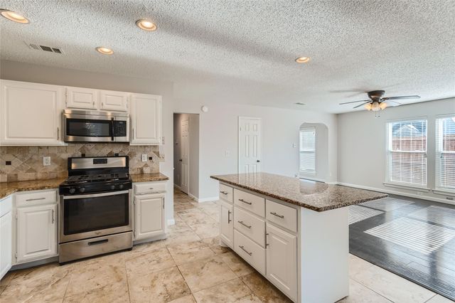 4113 Starboard Trail, Rowlett, TX 75088
