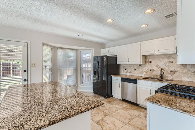 4113 Starboard Trail, Rowlett, TX 75088