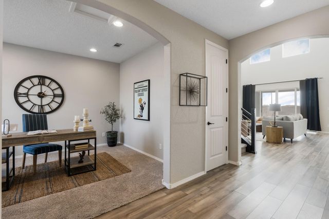 944 Turquesa Loop SE, Rio Rancho, NM 87124