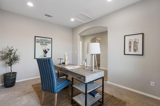 944 Turquesa Loop SE, Rio Rancho, NM 87124