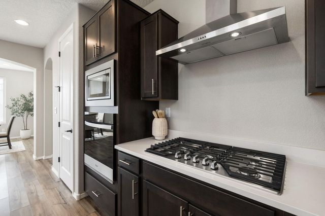 944 Turquesa Loop SE, Rio Rancho, NM 87124