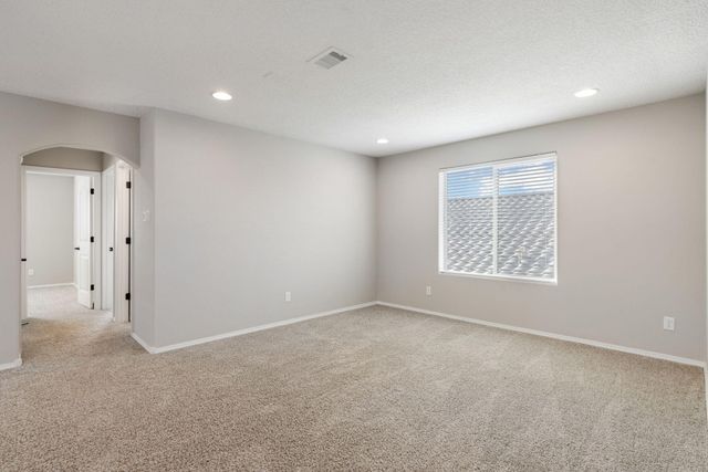 944 Turquesa Loop SE, Rio Rancho, NM 87124