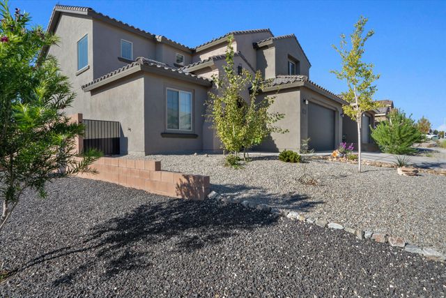 944 Turquesa Loop SE, Rio Rancho, NM 87124