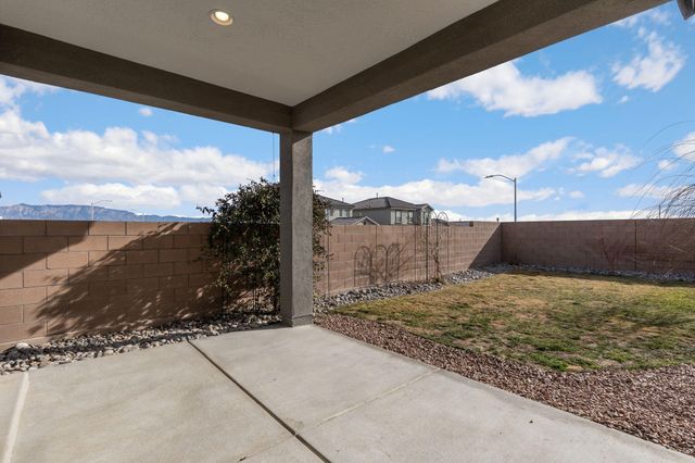 944 Turquesa Loop SE, Rio Rancho, NM 87124