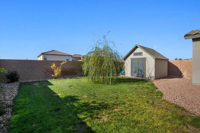 944 Turquesa Loop SE, Rio Rancho, NM 87124