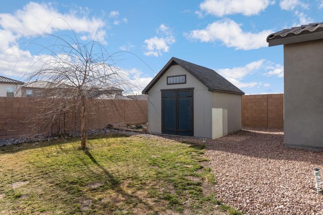 944 Turquesa Loop SE, Rio Rancho, NM 87124