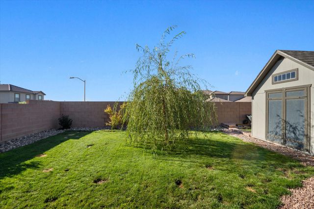 944 Turquesa Loop SE, Rio Rancho, NM 87124