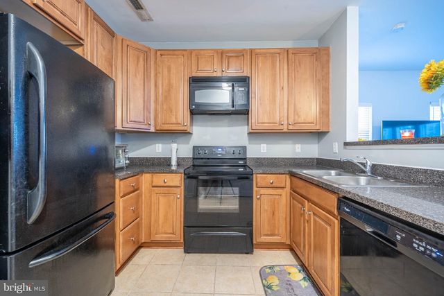 26 TEAL CT, Delran, NJ 08075