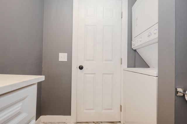 14 Christmas Tree Park, Epsom, NH 03234