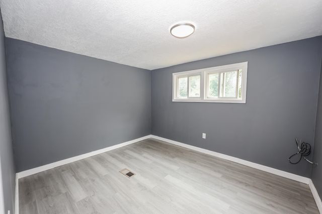 14 Christmas Tree Park, Epsom, NH 03234