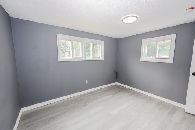 14 Christmas Tree Park, Epsom, NH 03234