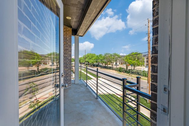 710 Benge Drive 714-E, Arlington, TX 76013