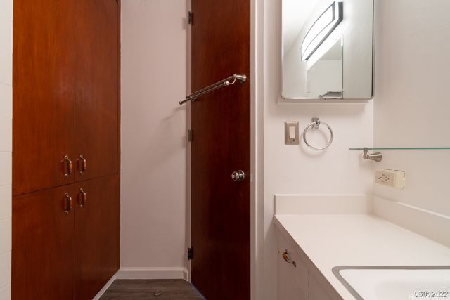 1515 Nuuanu Avenue 2353, Honolulu, HI 96817