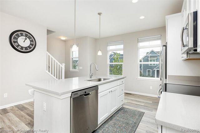 189 Monument Lane, Wixom, MI 48393