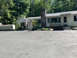 381 Eliot 1, Ashland, MA 01721