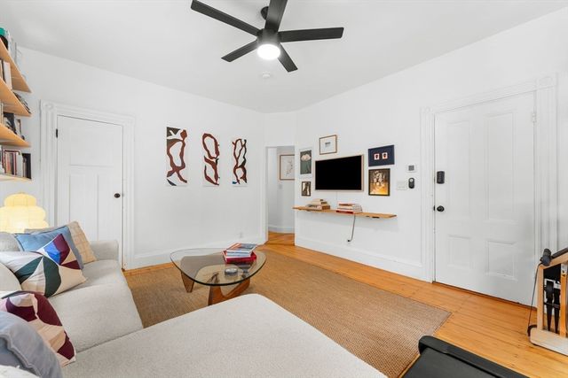 70 Saint Rose 1, Boston, MA 02131