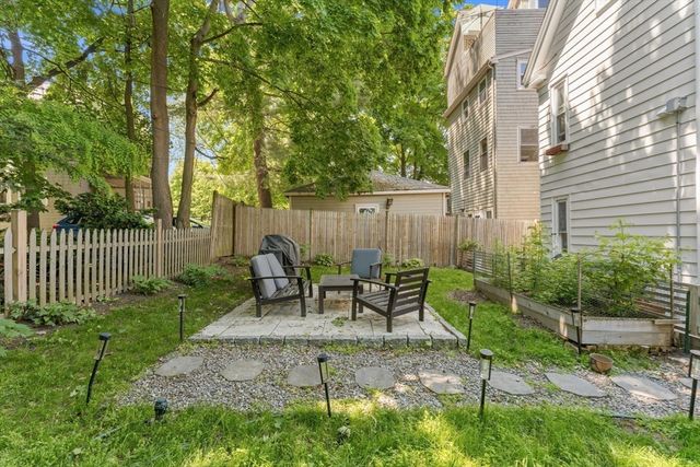 70 Saint Rose 1, Boston, MA 02131