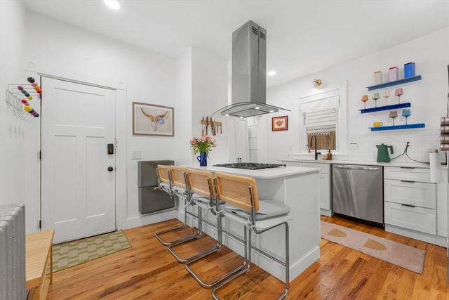70 Saint Rose 1, Boston, MA 02131