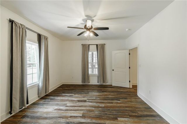 930 James Holcomb Road, Hull, GA 30646