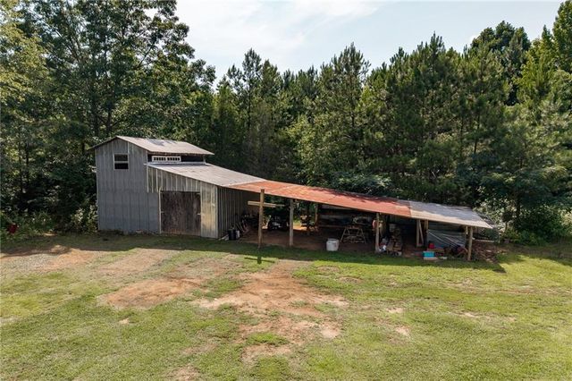 930 James Holcomb Road, Hull, GA 30646