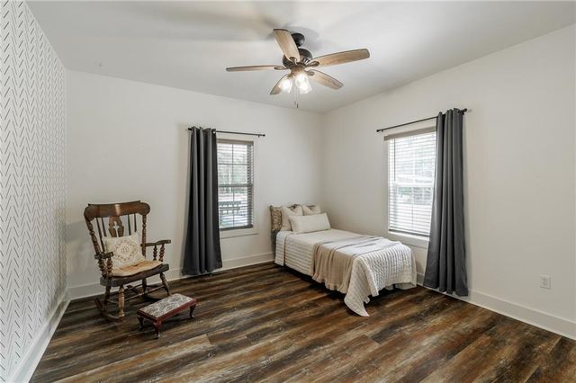 930 James Holcomb Road, Hull, GA 30646
