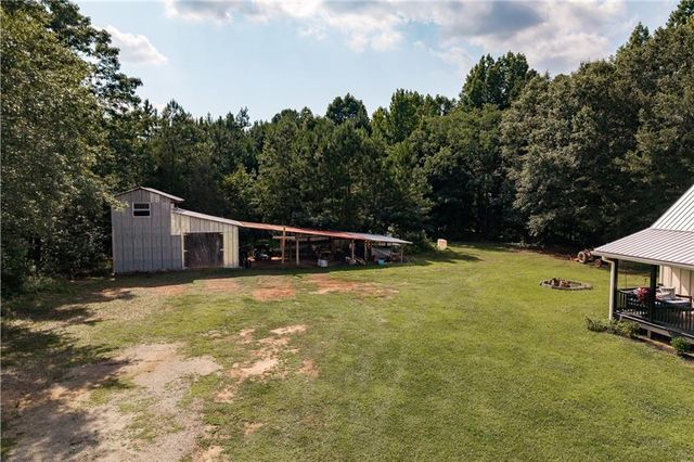 930 James Holcomb Road, Hull, GA 30646