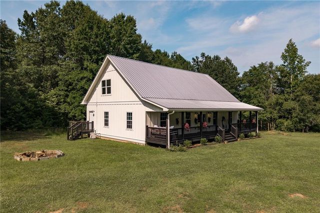 930 James Holcomb Road, Hull, GA 30646