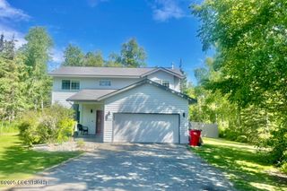 2711 N Woodfield Drive, Wasilla, AK 99654