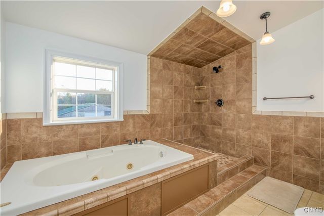 179 Calkins Road, Volney, NY 13069