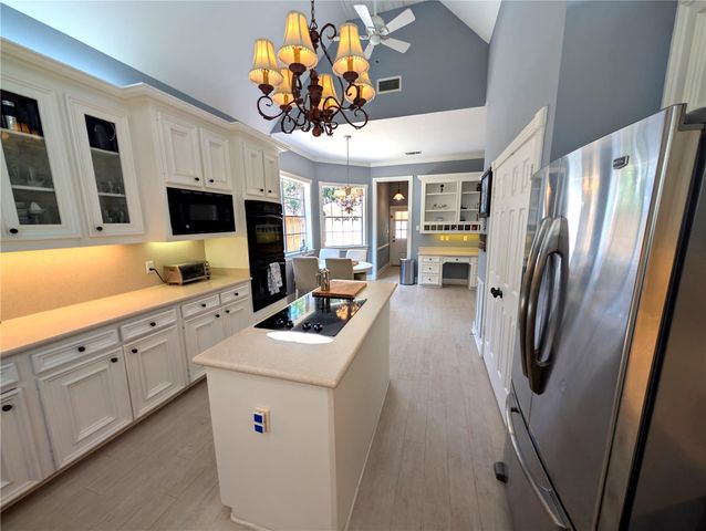 109 Ferndale Street, Bellaire, TX 77401