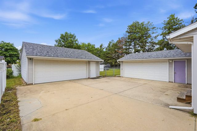 433 Miner Drive, Evansdale, IA 50707