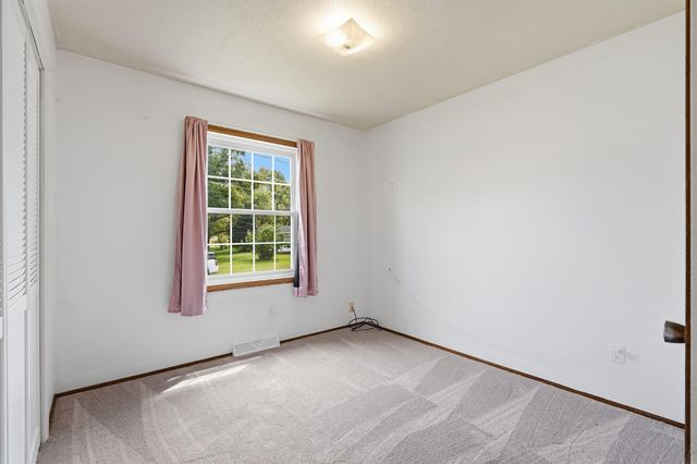 433 Miner Drive, Evansdale, IA 50707