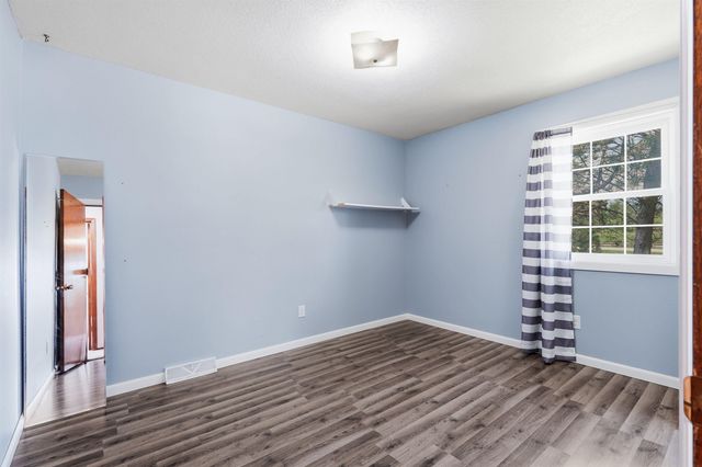 433 Miner Drive, Evansdale, IA 50707