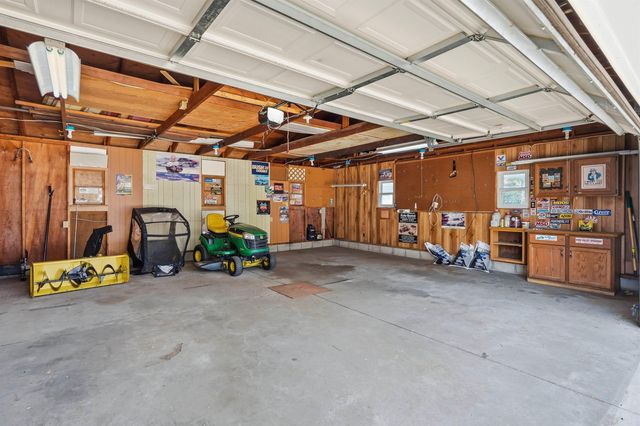 433 Miner Drive, Evansdale, IA 50707