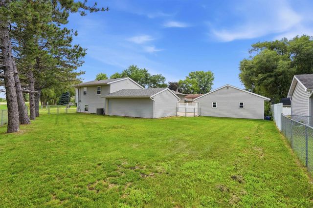 433 Miner Drive, Evansdale, IA 50707