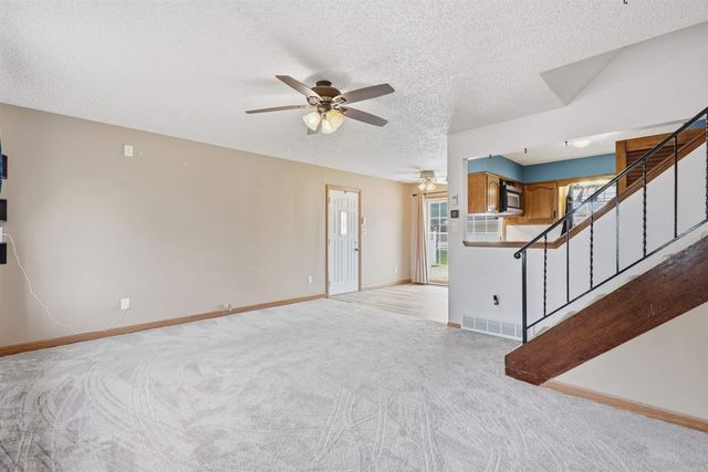 433 Miner Drive, Evansdale, IA 50707