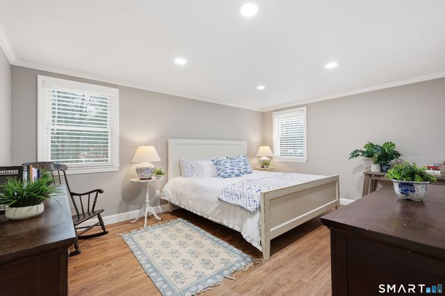 8 Old Field Road, Farmington, CT 06085