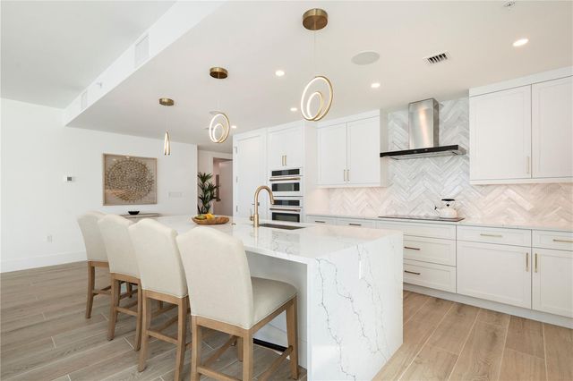 1035 SEASIDE DRIVE 501, Sarasota, FL 34242