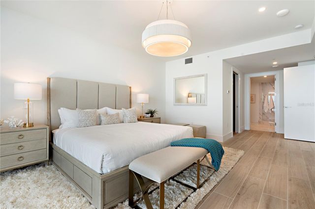 1035 SEASIDE DRIVE 501, Sarasota, FL 34242