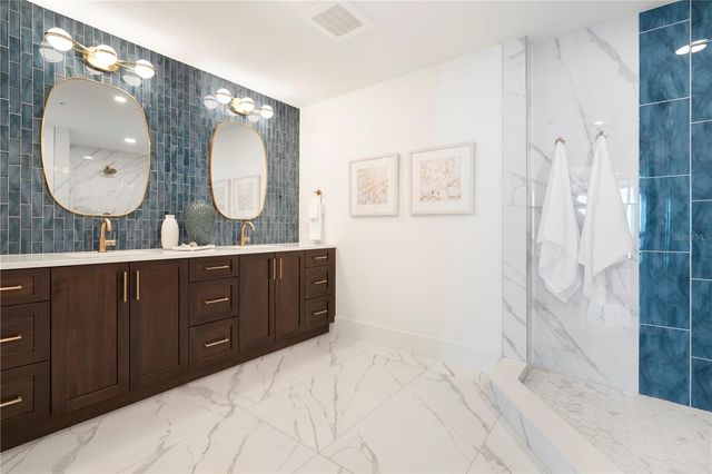 1035 SEASIDE DRIVE 501, Sarasota, FL 34242