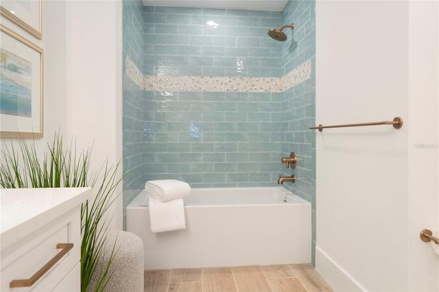 1035 SEASIDE DRIVE 501, Sarasota, FL 34242