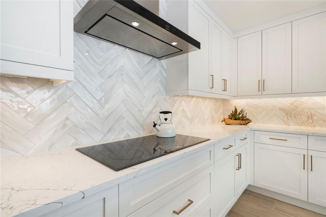 1035 SEASIDE DRIVE 501, Sarasota, FL 34242