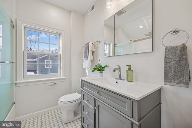 721 MAPLETON RD, Rockville, MD 20850