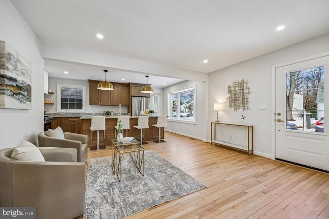 721 MAPLETON RD, Rockville, MD 20850