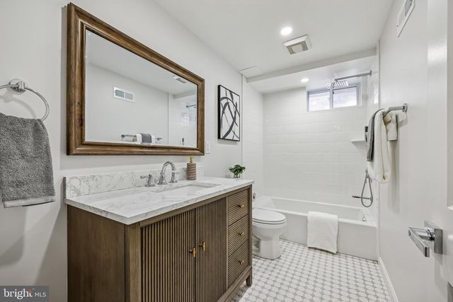 721 MAPLETON RD, Rockville, MD 20850