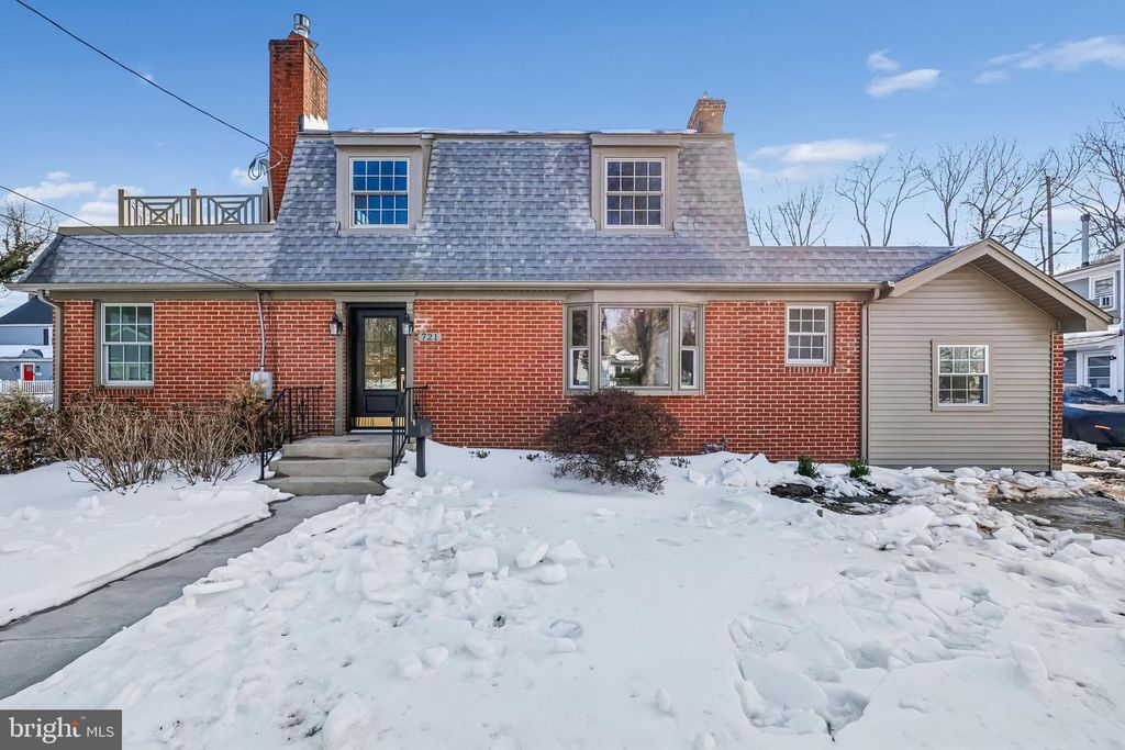 721 MAPLETON RD, Rockville, MD 20850