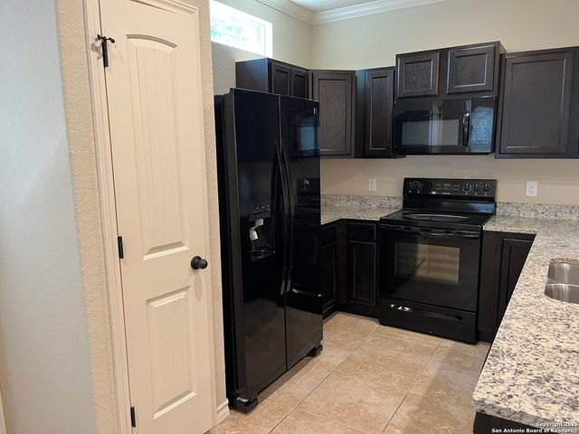 6866 Lakeview Dr Unit 101, San Antonio, TX 78244